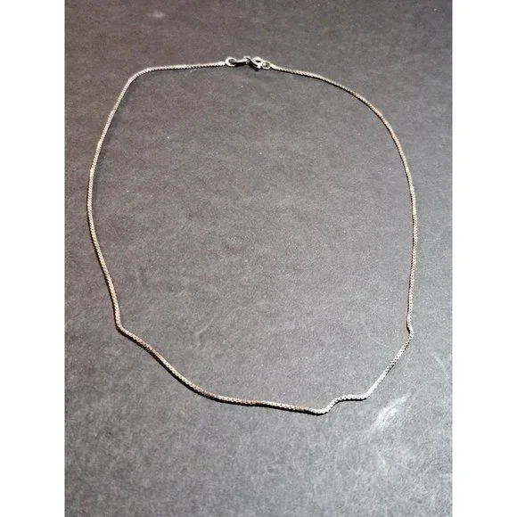 **Final Sale** Italian sterling silver box chain necklace - Picture 4 of 11